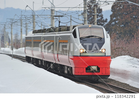 奥羽本線　大釈迦ー浪岡　JR東日本　E751系　A-102編成（青森）　つがる 118342291