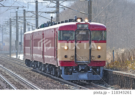 室蘭本線　虎杖浜　JR北海道　711系　S-110編成（札幌） 118343261