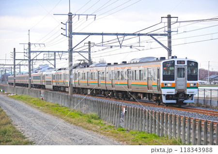 高崎線 岡部ー深谷 JR東日本 211系 C5編成(高崎) 高崎線 岡部ー深谷 JR東日本 211系 C5編成(高崎) 118343988