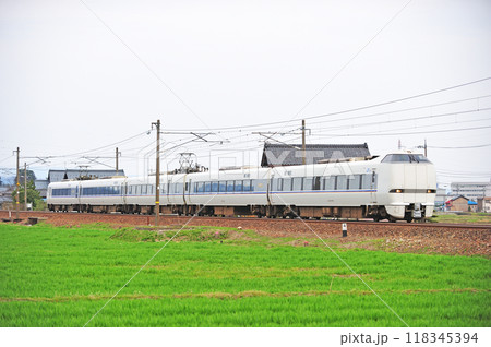 北陸本線　王子保ー南条　JR西日本　683系　S10編成（金沢）　しらさぎ 118345394