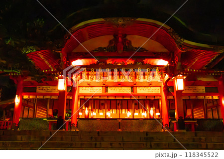 Fushimi Inari Taisha by night, in Kyoto, Japan Fushimi Inari Taisha by night, in Kyoto, Japan 118345522