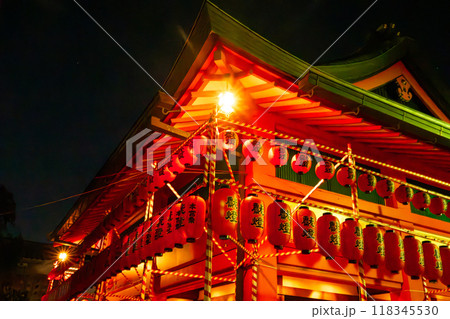 Fushimi Inari Taisha by night, in Kyoto, Japan 118345530