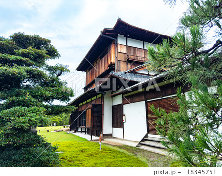 Nijo Castle under the rain in Kyoto, Japan Nijo Castle under the rain in Kyoto, Japan 118345751