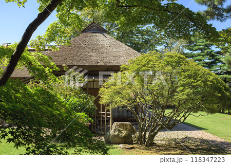 緑が美しい旧秋田藩主佐竹氏別邸　如斯亭　秋田市 118347223