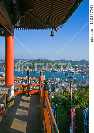 広島・尾道 千光寺 本堂と尾道の街並み 118347545