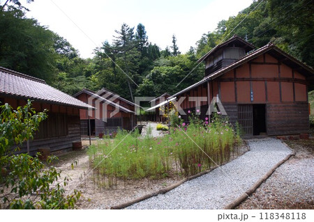備中吹屋の町並み　吹屋ふるさと村　ベンガラ館 118348118