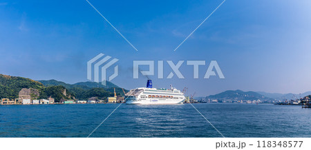 長崎港客船入港（Piano Land）パノラマ【長崎市】 118348577