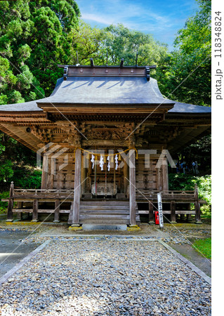 丹内山神社の本殿（縦） 118348824