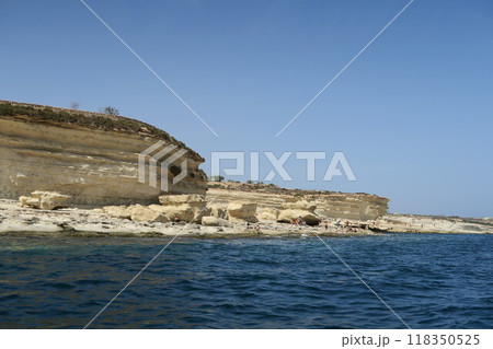 マルタのマルサシュロックから遊覧船で巡る海岸線 マルタのマルサシュロックから遊覧船で巡る海岸線 118350525