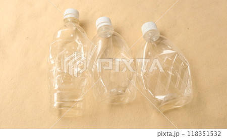 からの潰したペットボトル 118351532