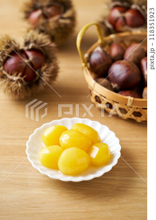栗の甘露煮 栗の甘露煮 118351923