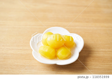 栗の甘露煮 118351939
