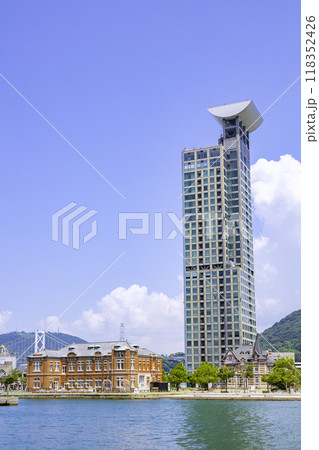 門司港レトロの美しい景観（福岡県北九州市） 118352426