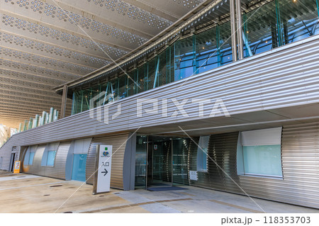 福島県　郡山市　ビッグパレットふくしま（入口） 118353703