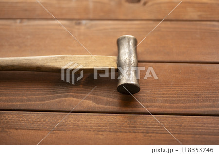 使い込まれた工具 丸玄能 使い込まれた工具 丸玄能 118353746