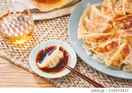 焼き餃子 118353817