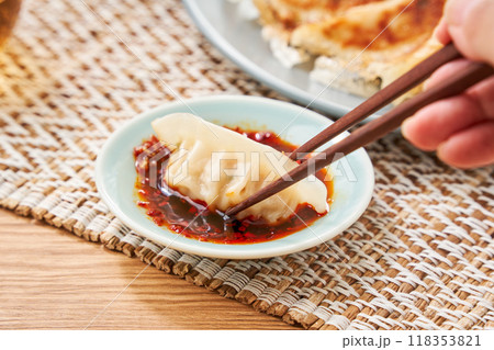 焼き餃子 118353821
