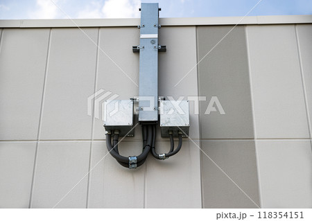 配線ダクト　プルボックス 118354151