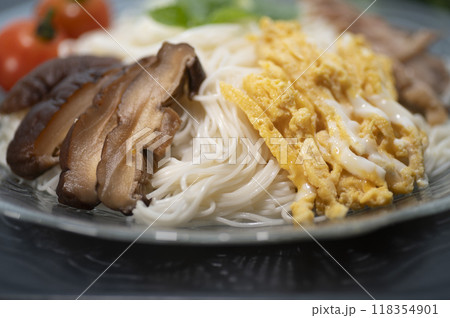 夏は爽やか素麺 118354901