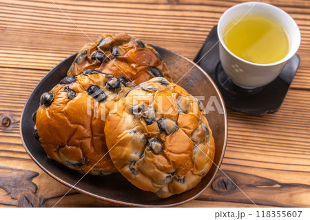 黒豆パン 黒豆パン 118355607