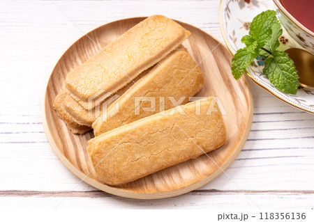 バタークッキー バタークッキー 118356136