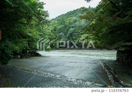 五十鈴川 御手洗場 五十鈴川 御手洗場 118356763