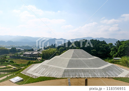 奈良・明日香村 牽牛子塚古墳 118356931