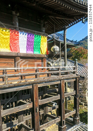 奈良・初瀬 長谷寺 懸造りが美しい本堂 118357444