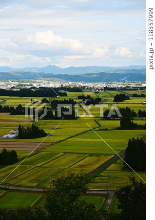 花巻八景 円万寺観音山から見る秋の水田地帯 花巻八景 円万寺観音山から見る秋の水田地帯 118357999