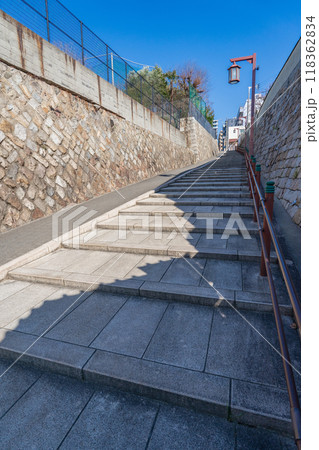 大阪市 天王寺七坂のひとつ清水坂 大阪市 天王寺七坂のひとつ清水坂 118362834