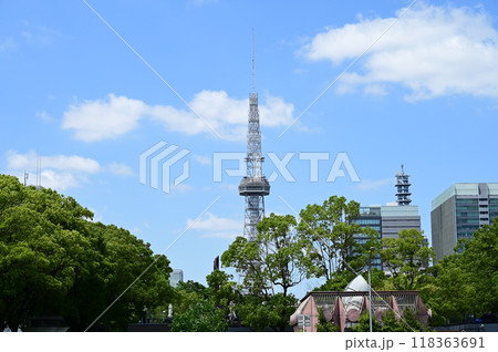 愛の広場から見た名古屋テレビ塔 中部電力MIRAITOWER 愛の広場から見た名古屋テレビ塔 中部電力MIRAITOWER 118363691