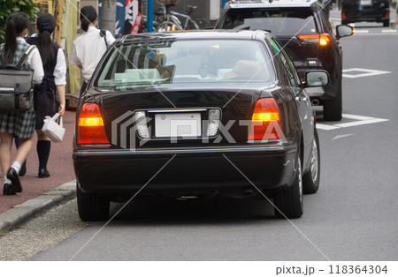 路側帯　駐停車 118364304