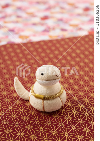 お正月　巳年イメージ 118366266