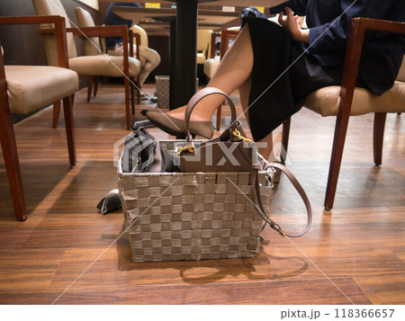 手荷物収納ボックス カフェ 手荷物収納ボックス カフェ 118366657