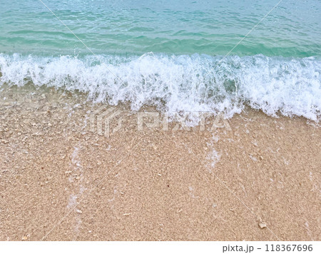 綺麗な海の波 綺麗な海の波 118367696