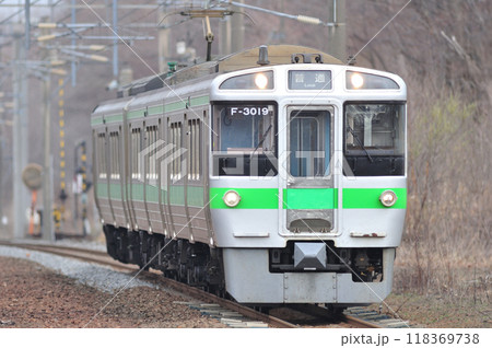 千歳線 植苗 JR北海道 721系 F-3019編成(札幌) 千歳線 植苗 JR北海道 721系 F-3019編成(札幌) 118369738