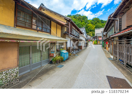愛知県　豊田市　足助の町並み 118370234