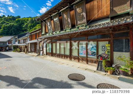 愛知県　豊田市　足助の町並み 118370398