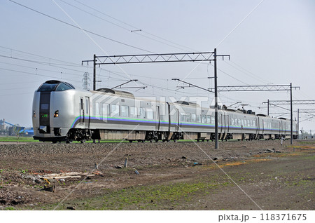 函館本線　岩見沢ー峰延　JR北海道　789系1000番台　HL-1002編成（札幌）　スーパーカムイ 118371675