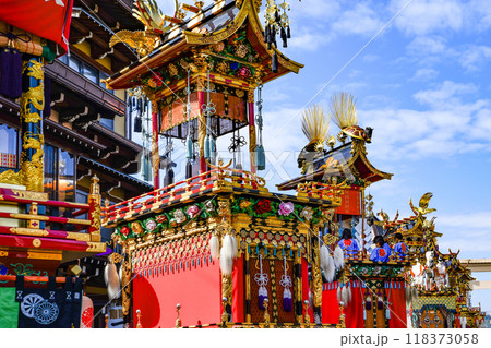 秋の高山祭 屋台の曳き揃え 秋の高山祭 屋台の曳き揃え 118373058