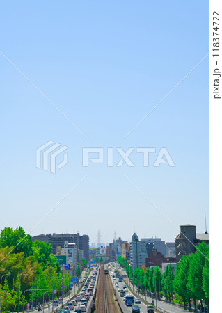 【大阪府】5月・緑が綺麗な桃山台駅周辺の新御堂筋と北大阪急行 【大阪府】5月・緑が綺麗な桃山台駅周辺の新御堂筋と北大阪急行 118374722
