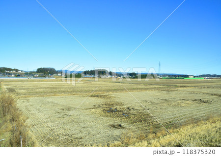 JR東日本水郡線の、中菅谷駅から常陸大宮駅までの車窓風景(2022年12月) 118375320