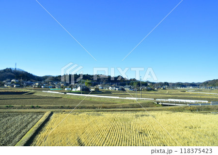 JR東日本水郡線の、常陸大宮駅から下小川駅までの車窓風景(2022年12月) 118375423