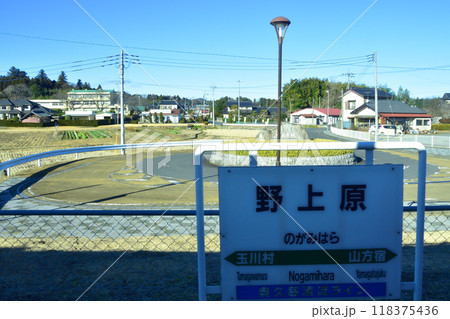 JR東日本水郡線の、常陸大宮駅から下小川駅までの車窓風景(2022年12月) 118375436