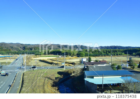 JR東日本水郡線の、常陸大宮駅から下小川駅までの車窓風景(2022年12月) 118375438