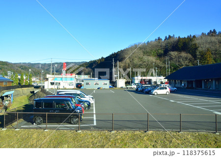 JR東日本水郡線の、常陸大子駅から磐城石井駅までの車窓風景(2022年12月) 118375615