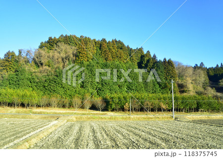 JR東日本水郡線の、磐城石井駅から磐城浅川駅までの車窓風景(2022年12月) 118375745
