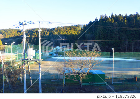 JR東日本水郡線の、磐城浅川駅から泉郷駅までの車窓風景(2022年12月) 118375826
