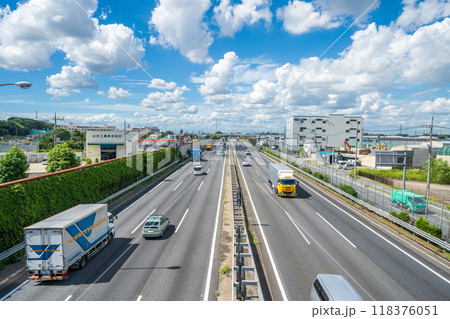 「埼玉県」東北自動道浦和周辺の風景 「埼玉県」東北自動道浦和周辺の風景 118376051