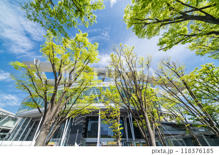 「埼玉県」青空とさいたまスーパーアリーナの風景 118376185